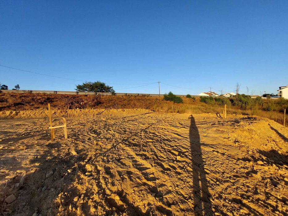 2 Lotes de terreno com viabilidade de construção - Oleiros