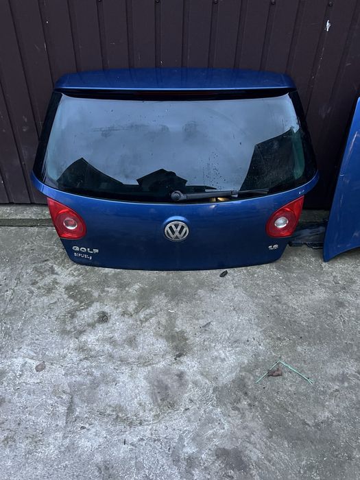 Задня ляда кришка багажника для гольф 5/ volksvagen golf 5