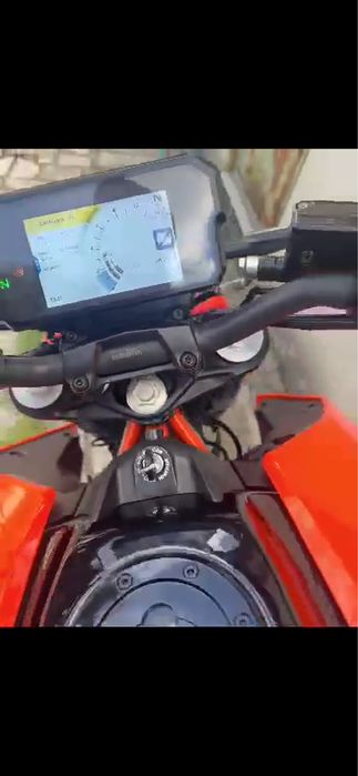 KTM Duke 390 (2018) — Apenas 7.500 km / Imaculada (Carta A2)