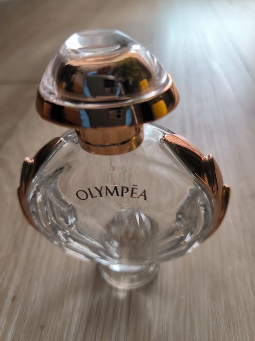 Sprzedam pusty flakon po Olympea