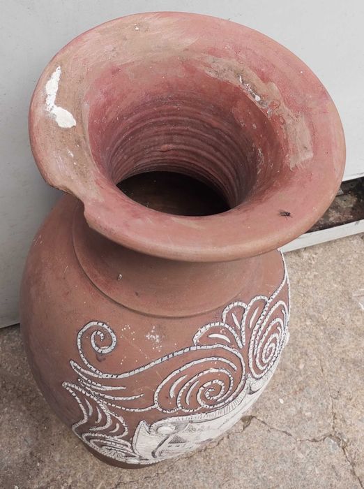 Pote de barro grande