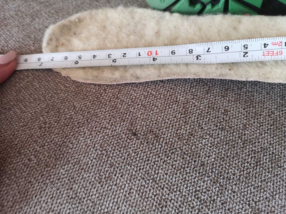 Buty śniegowe dla chłopca w rozmiarze 25-27 firmy Bartek