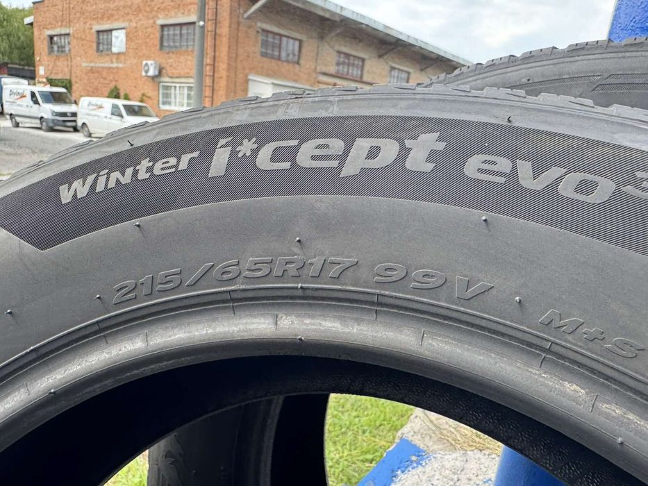 Зимові шини Hankook 215/65 R17