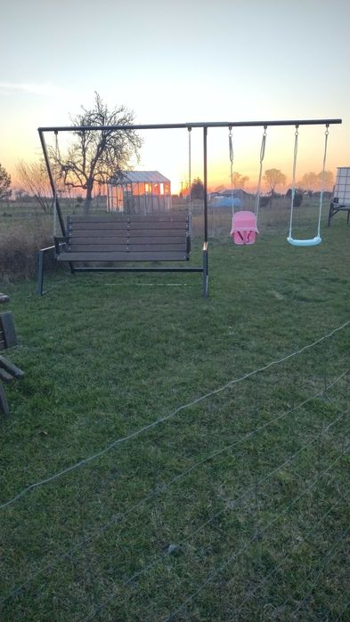 Sprzedam ławki huśtawki stoliki ogrodow grille