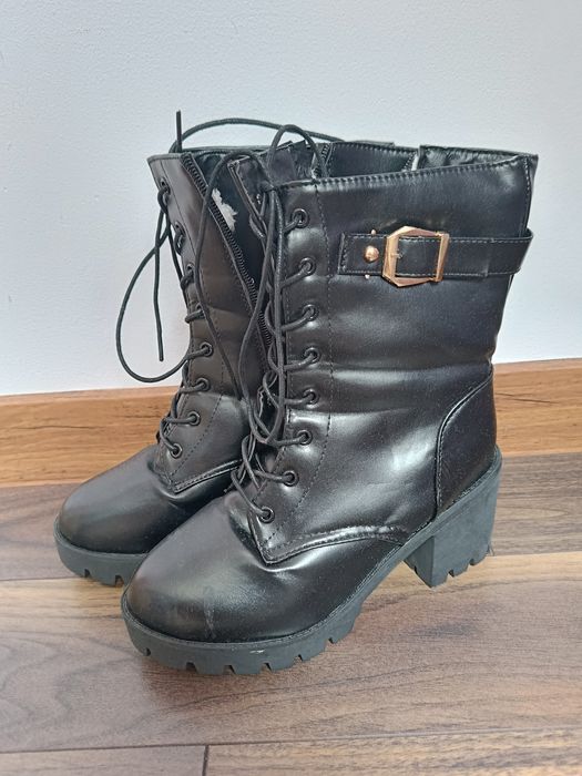 Kozaki zimowe damskie 38