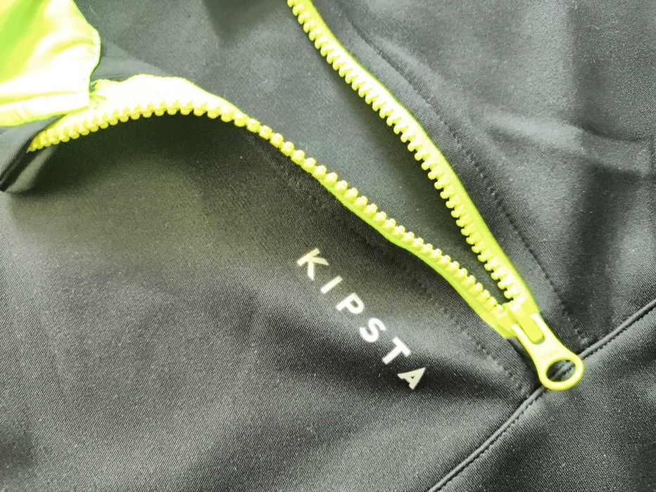 Czarna bluza Kipsta Decathlon, rozmiar 153-162
