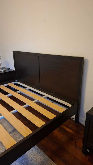 Cama Casal 160×195 Wengé Madeira Natural + Estrado