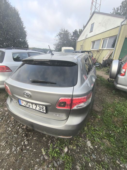 Toyota Avensis T27 kolor 1G6  2011r, 2.2 diesel,  automat na części