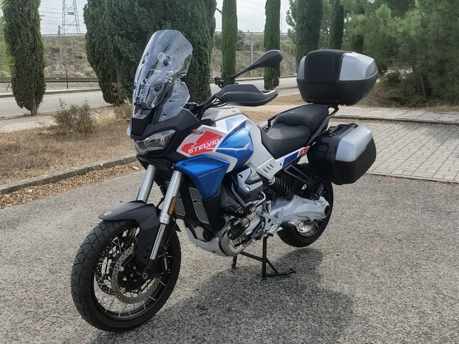 Moto Guzzi Stelvio Duecento Tributo edição limitada n° 219