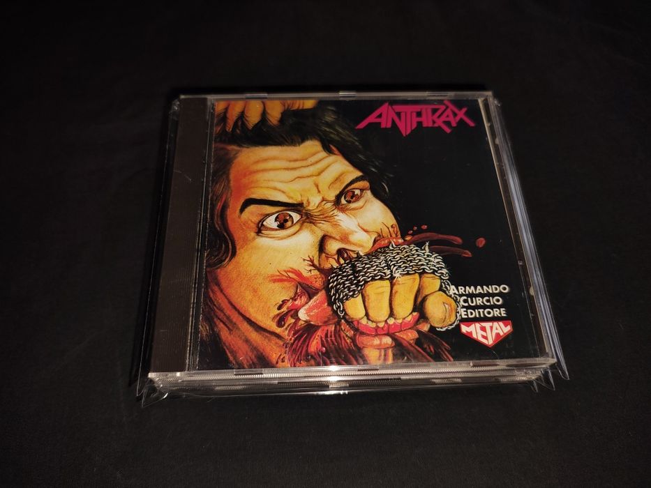 CDs de Metal novos a 8€