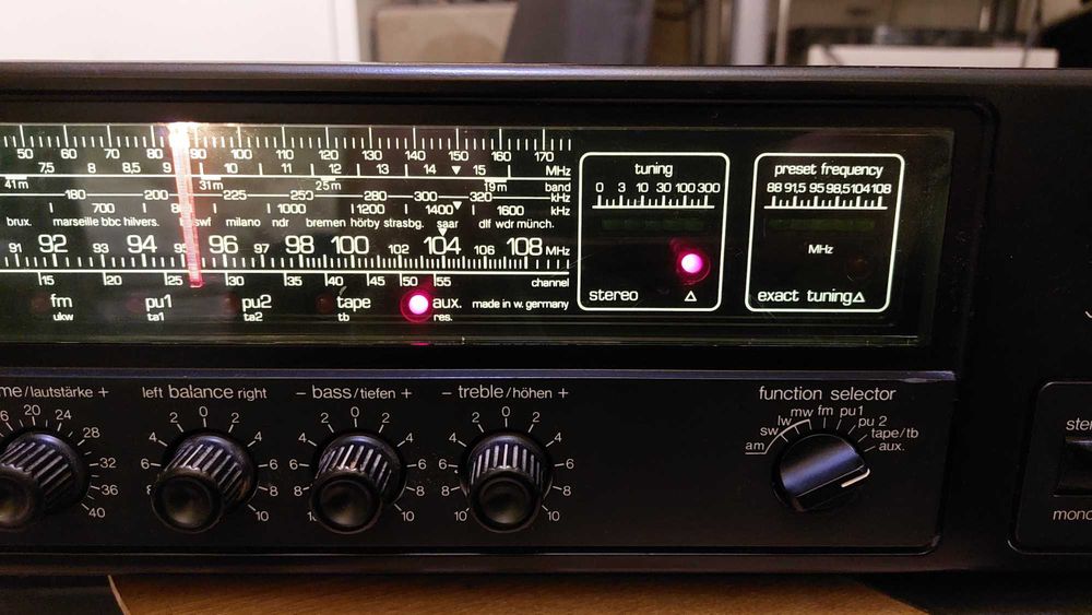 Amplituner Telefunken HR4000  Stan Bardzo Dobry **