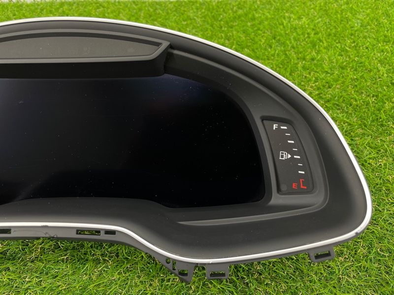 Панель приборов AUDI Q7 4M 3.0 TFSi 2018