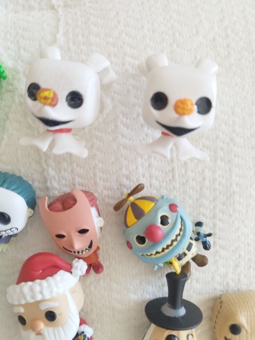 conjunto de 22 mini estatuetas Funko Pop.  retirado do filme "Nightmar