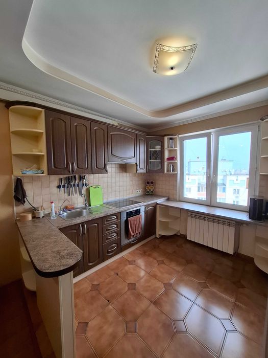 Оренда 3-кім. Драгоманова 1-б  метро Позняки  Дарницький район