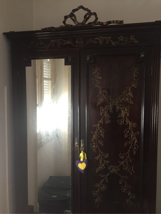 Mobilia de Quarto Antiga Solteiro