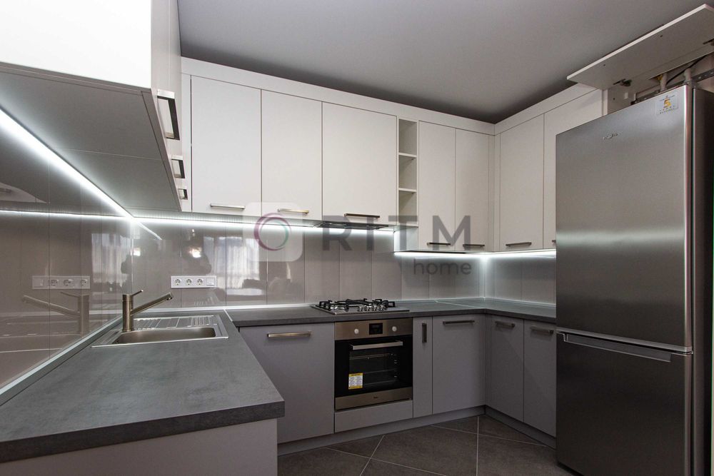 5-кімнатний будинок з ремонтом в с. Зелів