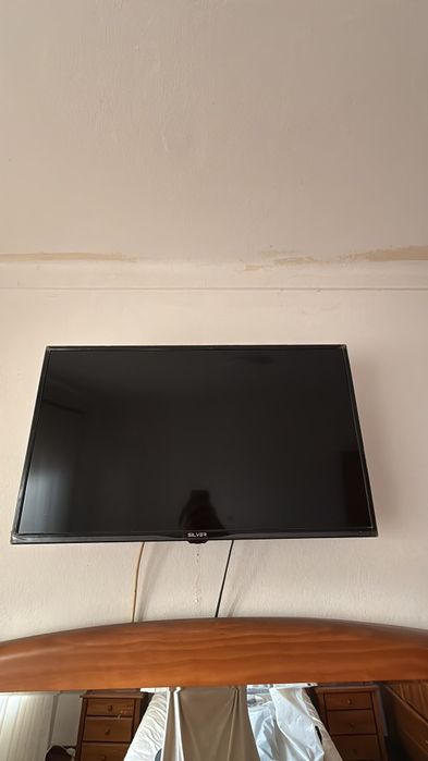 Televisão pequena