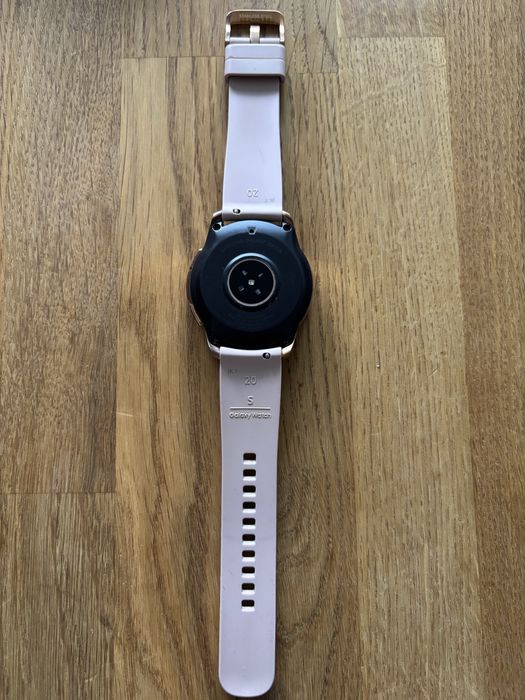 Galaxy Watch Rose Gold