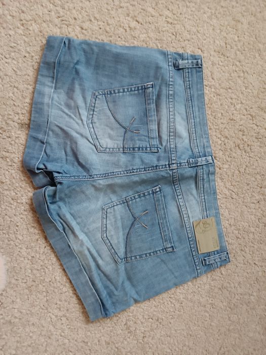 Krótkie spodenki szorty denim jeans 40 s.Oliver