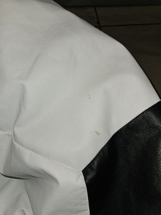 Piłka siedzisko pufa  fotel na kulki