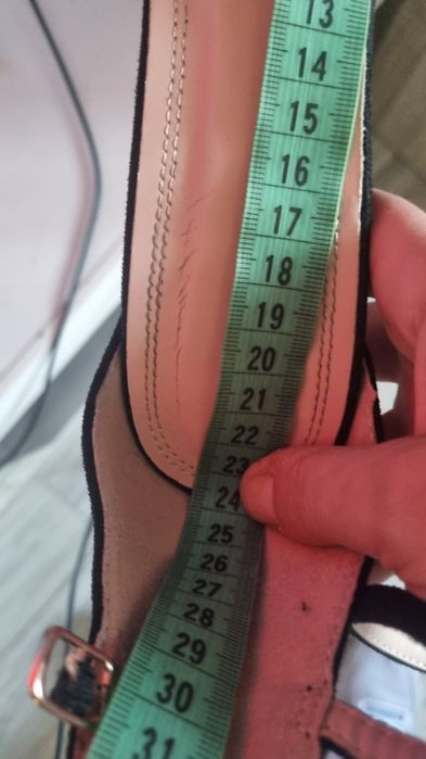 Buty damskie na obcasie