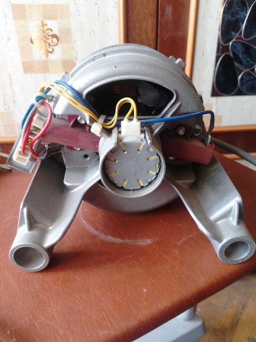 Двигатель от стиралки Канди