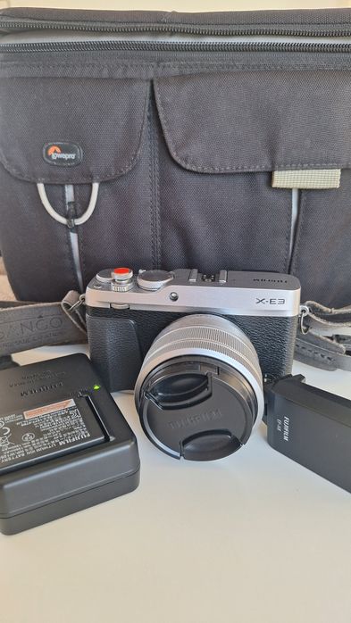 Fujifilm X-E3 é uma câmara mirrorless de formato rangefinder ultra-compacta
