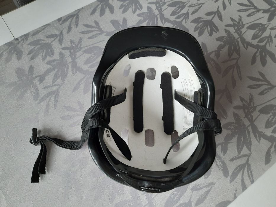 Kask dziewczęcy rowerowy