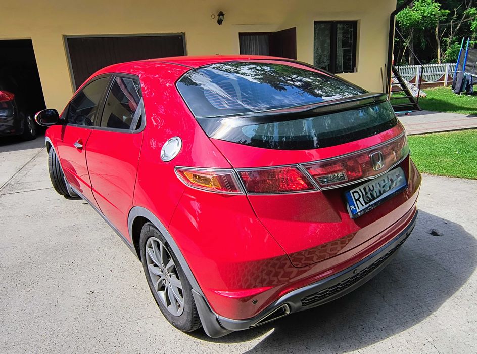 Honda civic VIII hatchback 1.8 + LPG