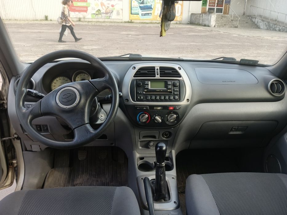 Toyota rav 4 2.0tdi НЕРОЗМИТНЕНА