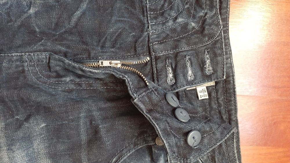 Жіночі джинси-афгані .Bershka