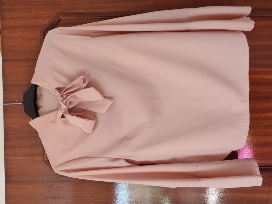 Blusa rosa mulher