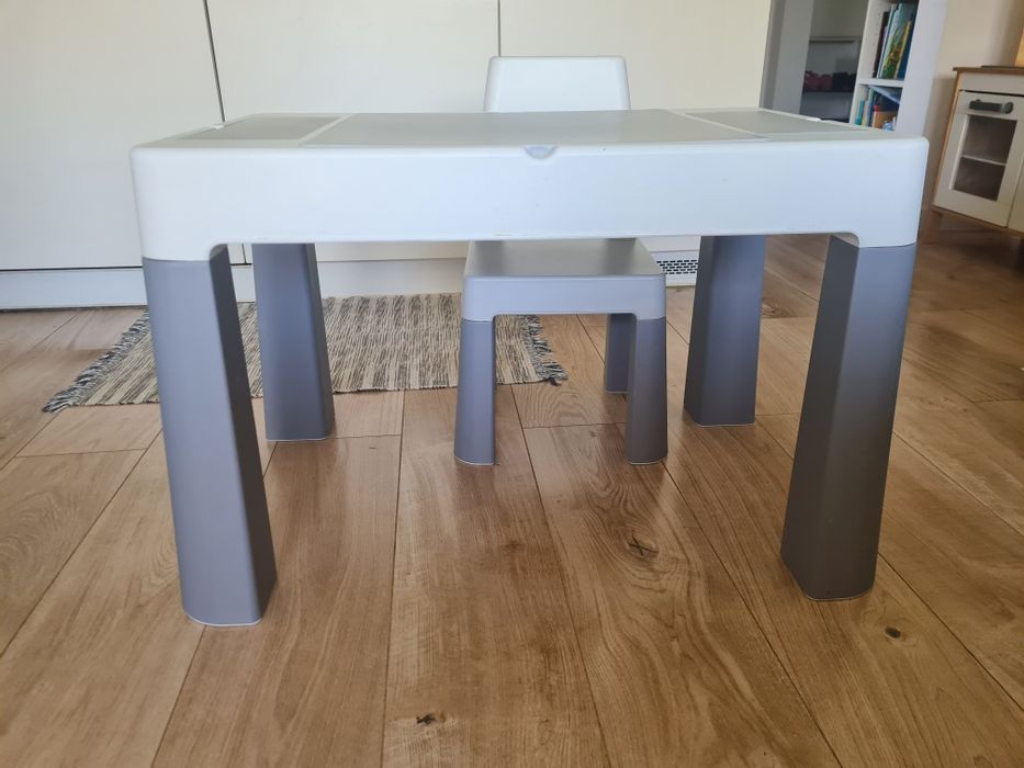 Stoliczek z krzeselkiem