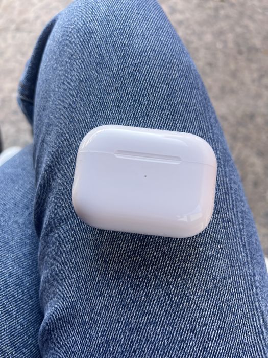 Earphones 2nd generation64550345899394122