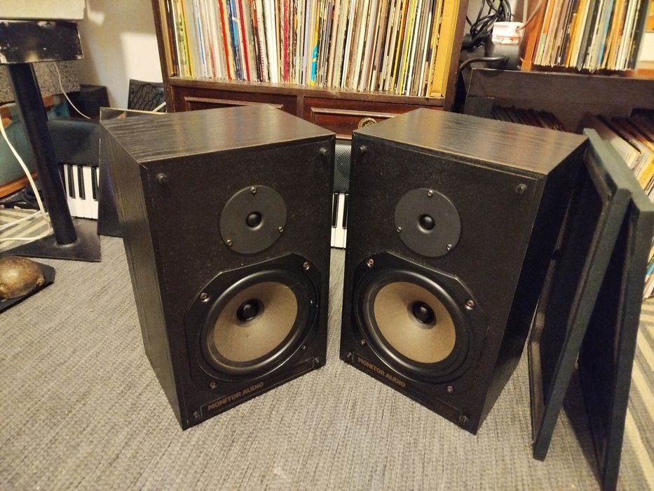 Monitor Audio R100