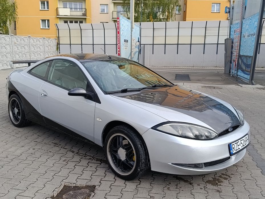 Ford Cougar