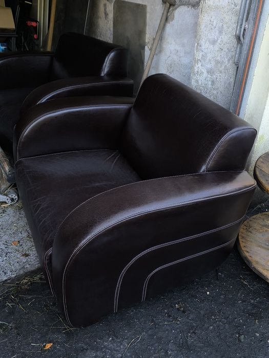 Dwa stylowe fotele ze skóry