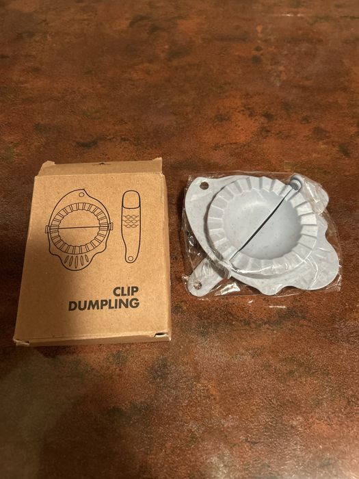 OKAZJA Foremka do lepienia pierogów