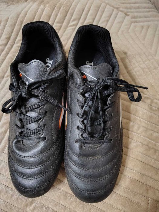 Продаються футбольні буци Joma