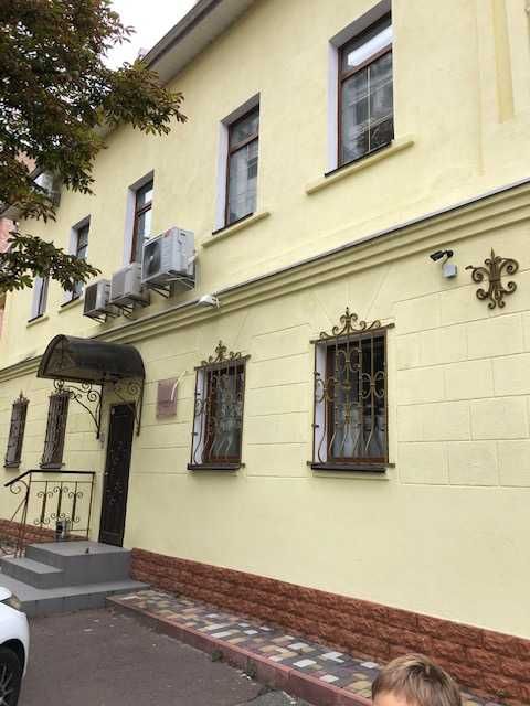 Продаж окремо розташованої будівлі в центрі Подолу - Готовий бізнес