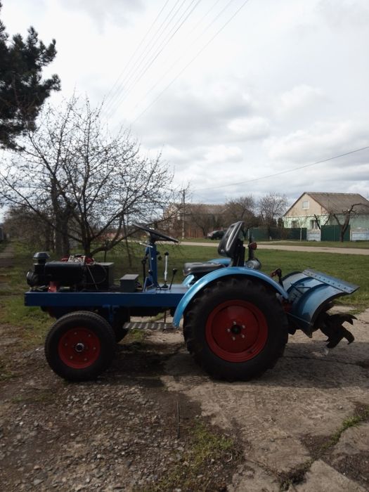 Продам минитрактор