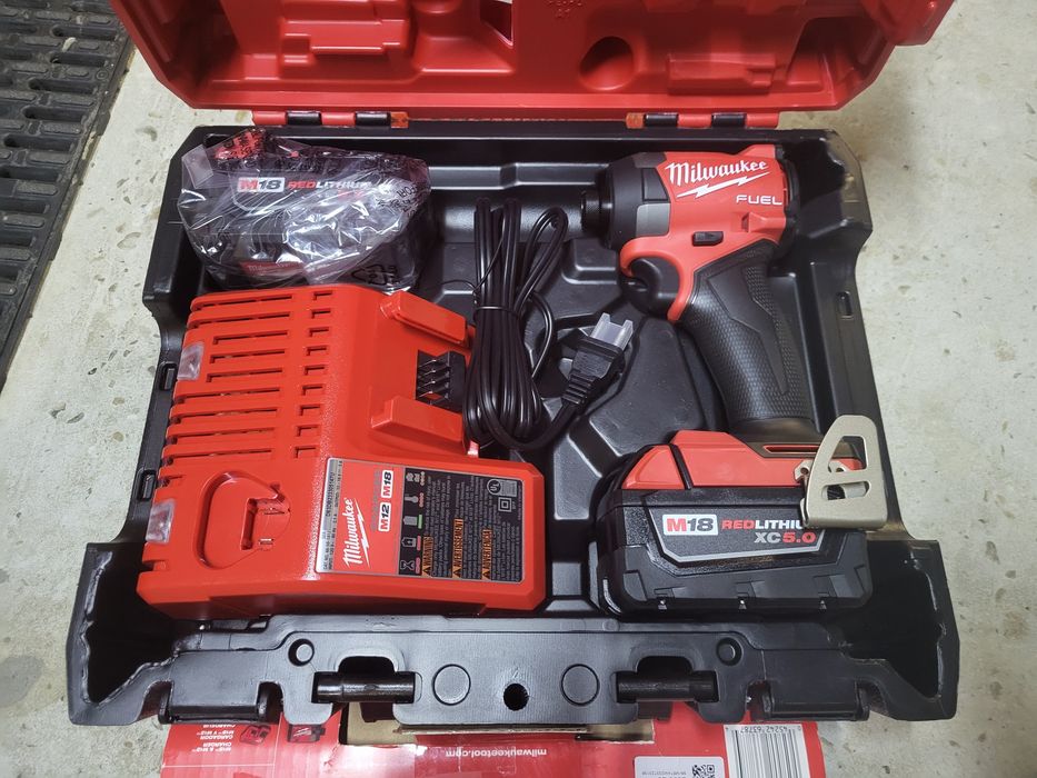 Імпакт milwaukee 2953