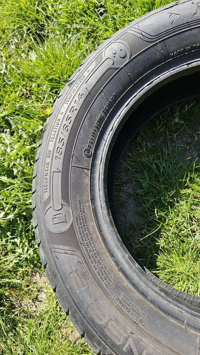Opony letnie Dunlop 185/65R14