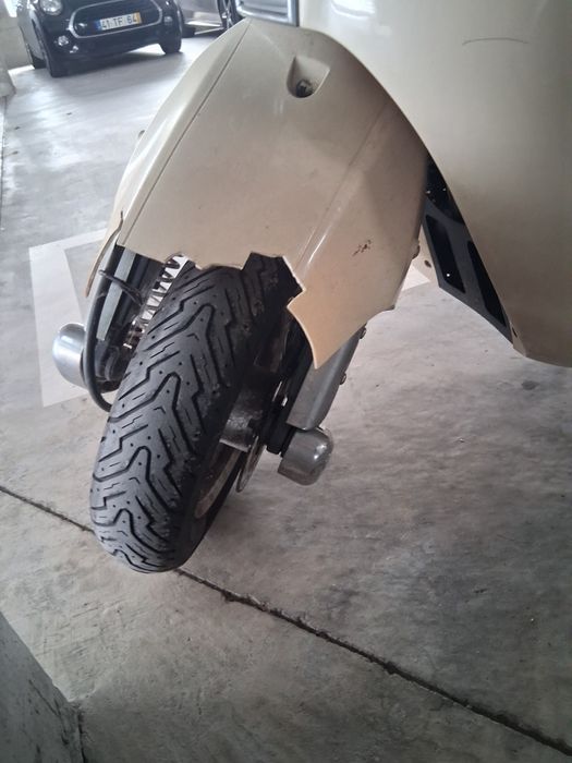 Scooter Daelim 125cc Besbi 2007