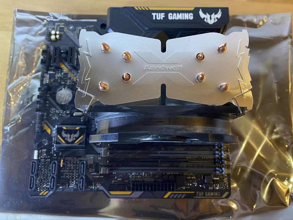 ASUS TUF B360M-PLUS GAMING + кулер | Отличное состояние