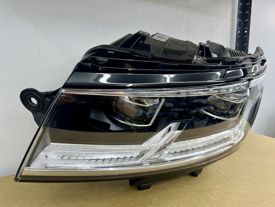 Lampa lewy przód Vw T6 Lift Full LED MATRIX. Kompletna, EU, Cała.