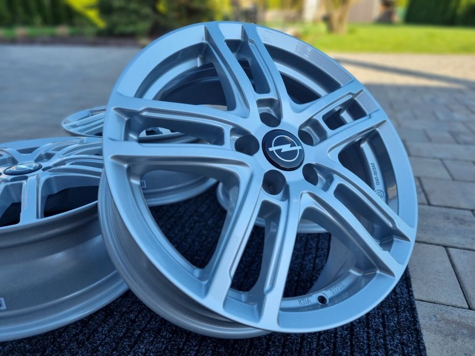 Opel Combo 16" Felgi aluminiowe nowe - Combo D 2012-