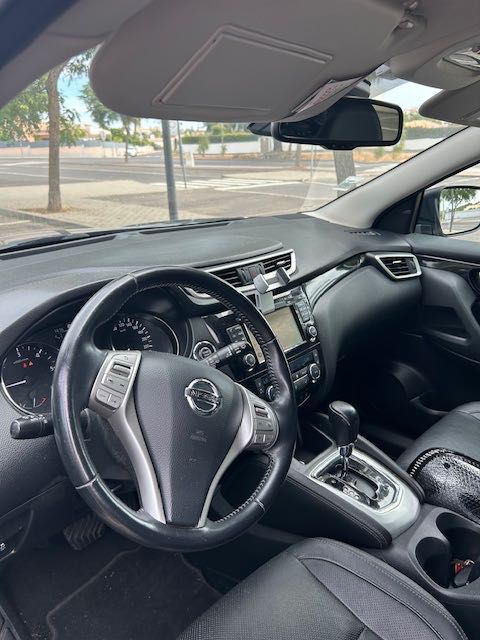 Nissan Qashqai 1.6dci Tekna October 2016,  88,400 km for sale Albufeira €14,950
