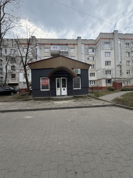 Здається приміщення  - Садова - візовий центр - Більше