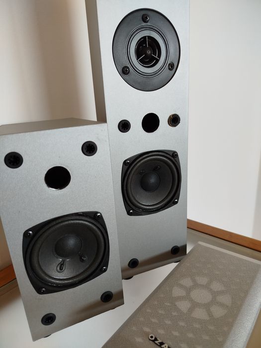 Colunas de som Ozaki